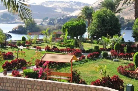 Jardin botanique et souk d'Assouan