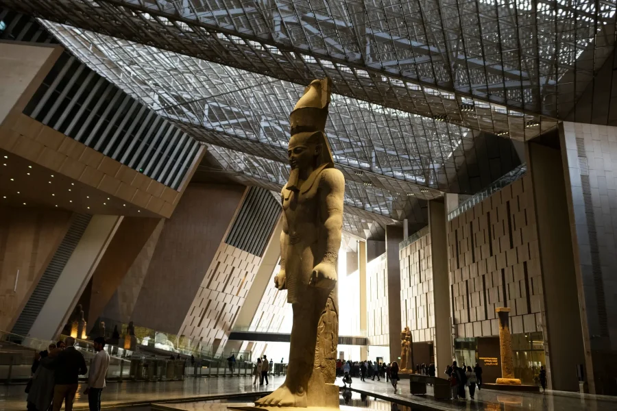 Cairo tour – Small Group ( Grand Egyptian Museum & Pyramids )